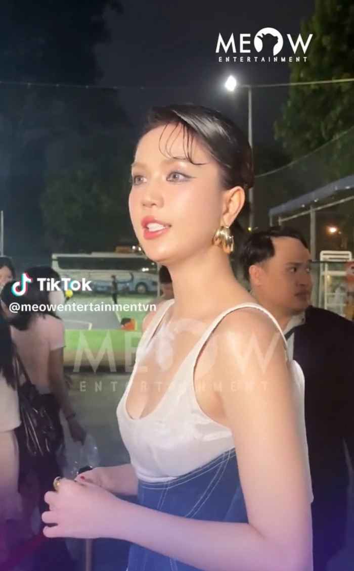 Ngọc Trinh xuất hiện tại buổi ra mắt bộ phim Cô Dâu Hào Môn