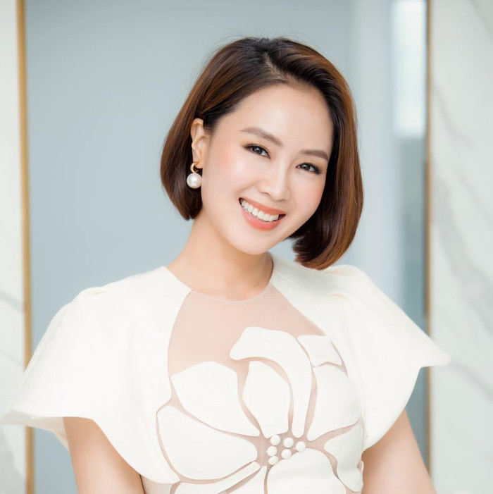 Ở tuổi 41, Hồng Diễm có một gia đình hạnh phúc và sự nghiệp diễn xuất đáng ngưỡng mộ. 