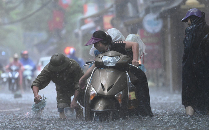 Hôm nay (15/10), nhiều nơi trên cả nước có mưa Ảnh 2