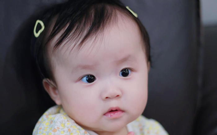 Sam khoe vẻ 'thùy mị, nết na' của con gái Ảnh 2