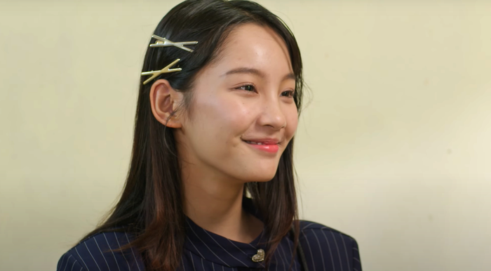 Sự thay đổi đột ngột trong thái độ của Pu với Chải khiến người xem Đi giữa trời rực rỡ khó mà tiếp nhận. 