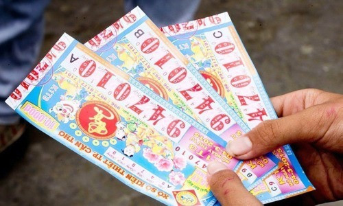 Có tiền trúng số, anh H ăn tiêu sa đọa.