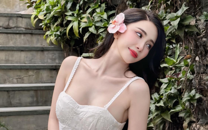 Nhan sắc ngày càng đỉnh của Quỳnh Nga giữa lúc lộ ảnh sống chung nhà với Việt Anh Ảnh 2