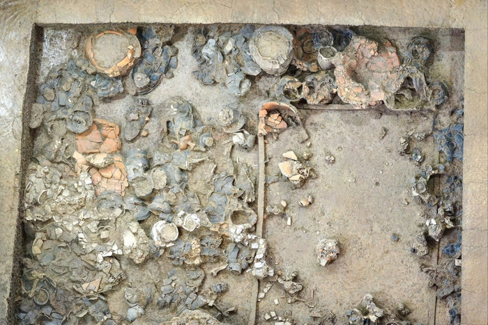 Địa điểm khai quật ngôi mộ M27 tại làng Vương Trang, tỉnh Hà Nam, miền trung Trung Quốc (Ảnh: Xinhua)