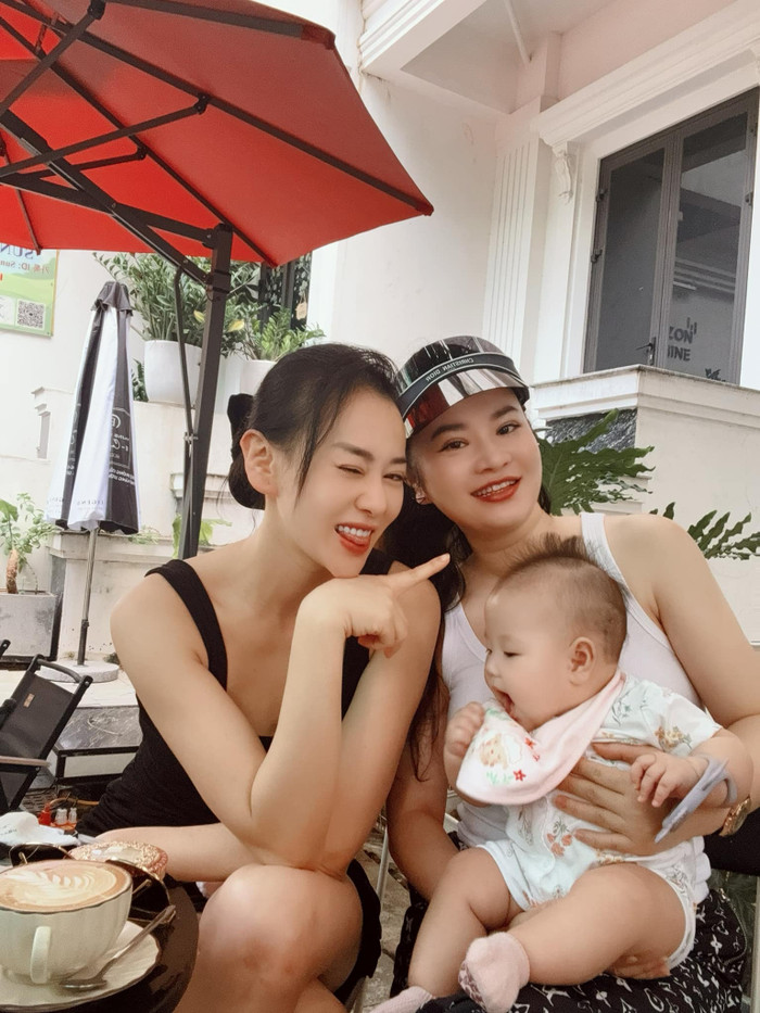 Con gái xinh xắn, đáng yêu của Phương Oanh. 