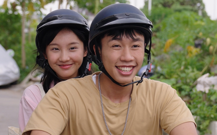 Đi Giữa Trời Rực Rỡ đang gây tranh cãi dữ dội, phần 1 kết thúc vào tối 18/10.