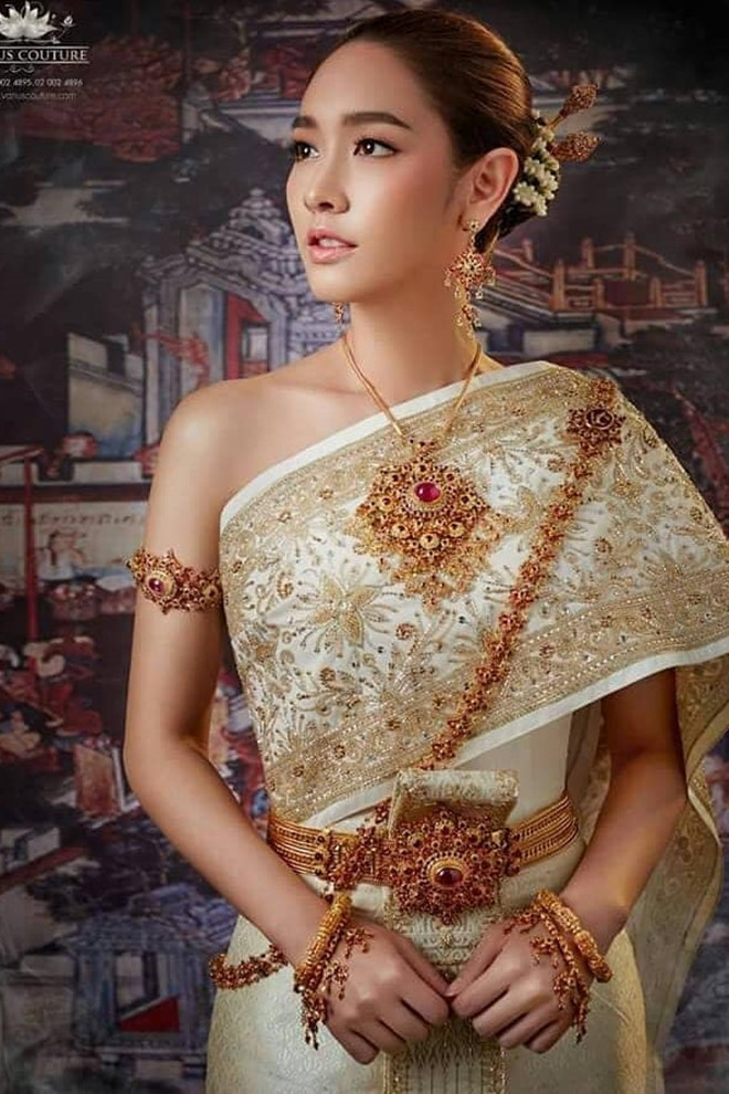 Min Pechaya là nữ diễn viên xinh đẹp, tài năng