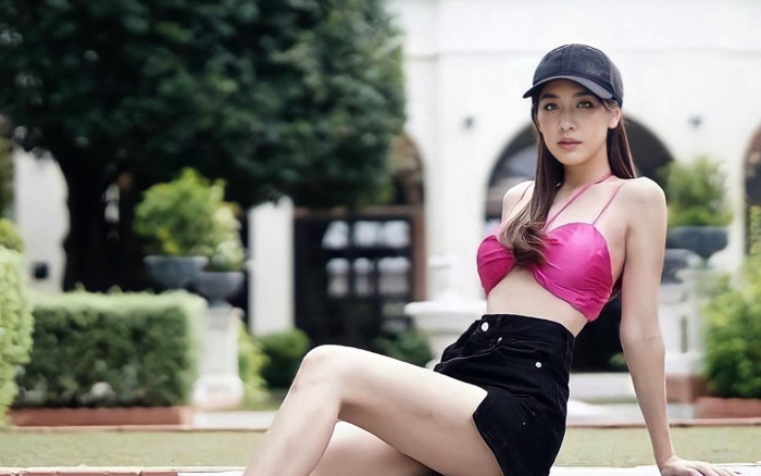 Á hậu vừa bị bắt vì liên quan vụ lừa đảo hơn 300 tỷ: Sống sang chảnh, du lịch khắp nơi Ảnh 2