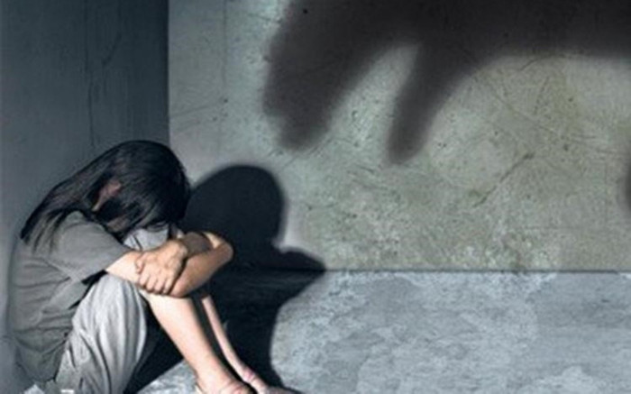 Diễn biến mới nhất vụ nữ sinh lớp 6 nghi bị thầy giáo xâm hại ở Bình Dương Ảnh 2