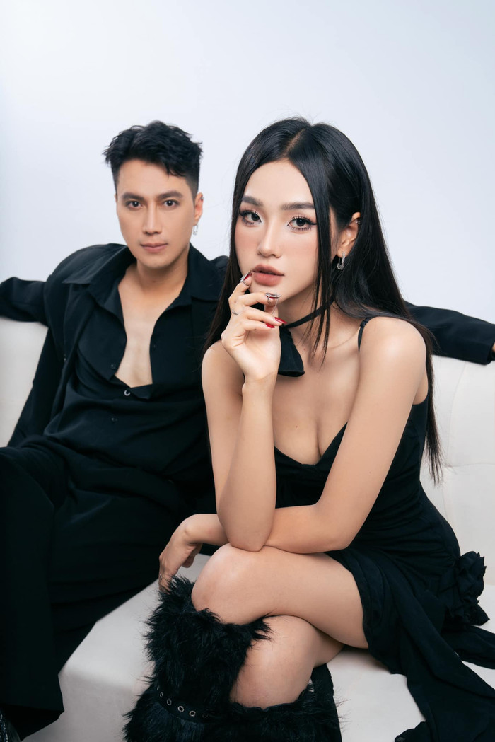 Việt Anh vướng nghi vấn hẹn hò với diễn viên Cù Thị Trà, kém anh 18 tuổi. 