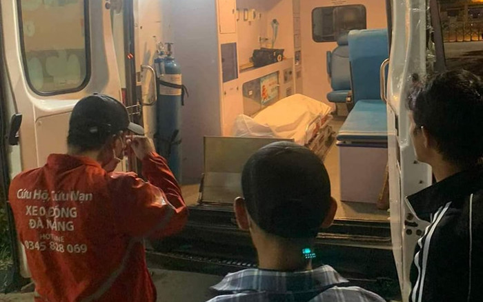 Đưa thi thể cô gái bị bạn trai sát hại ngay sau khi cầu hôn ở Đà Nẵng về quê lo hậu sự Ảnh 2