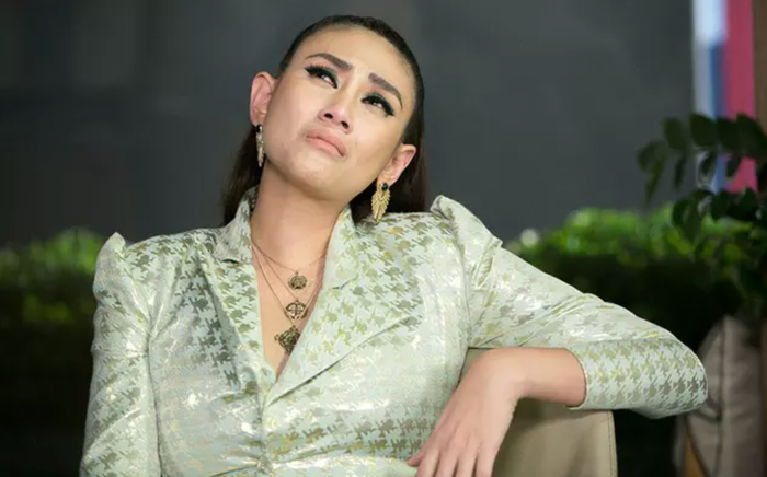 Võ Hoàng Yến từng 'giải nghệ' một thời gian sau khi vướng loạt bê bối.