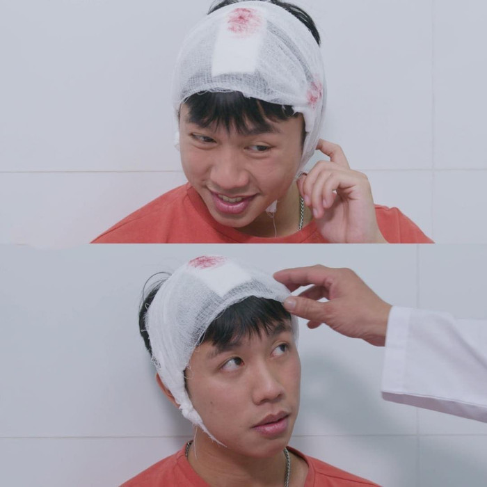 Nhìn vào cách quấn băng này của Chải trong Đi giữa trời rực rỡ tập 57, khán giả chỉ biết khóc thét. 