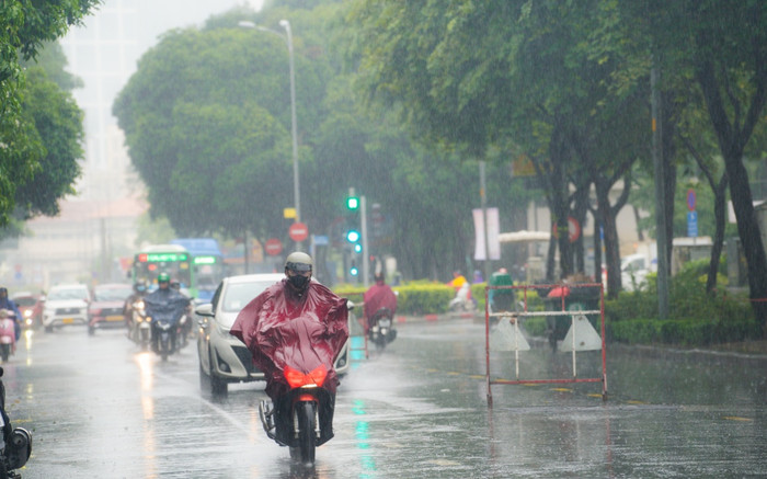 Thời tiết hôm nay (18/10): Bắc bộ sắp đón không khí lạnh, Nam bộ mưa to kèm giông lốc Ảnh 2