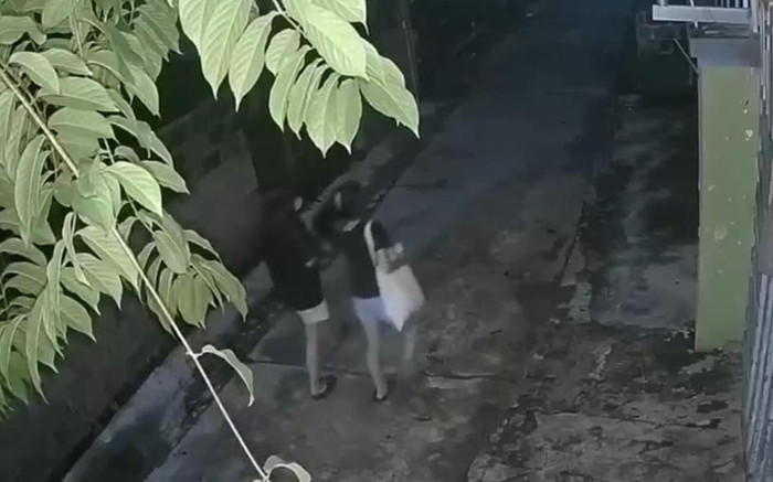 Xót xa hình ảnh cuối của 2 nữ sinh lớp 8 để lại thư tuyệt mệnh rồi nhảy cầu tự tử Ảnh 2