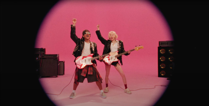 Nụ hôn của Rosé dành cho Bruno Mars khiến dân tình 'bấn loạn' Ảnh 3