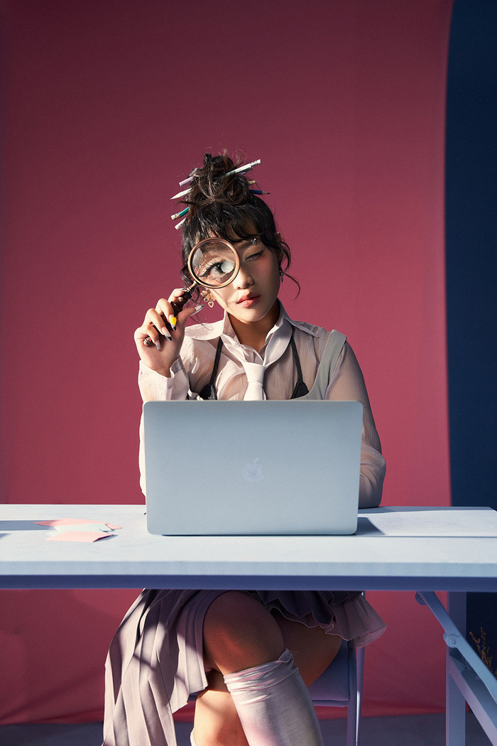 Cô nàng hiện tại đã thay đổi một cách ngoạn mục.