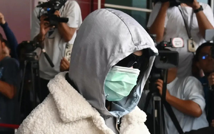 Hình ảnh bị bắt giữ của Á hậu liên quan đến vụ lừa đảo 300 tỷ đồng Ảnh 2