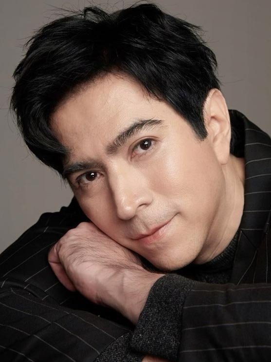 Yuranan Pamornmontri từng đóng Chiếc Lá Cuốn Bay bị tịch thu một món đồ khoảng 15 triệu.