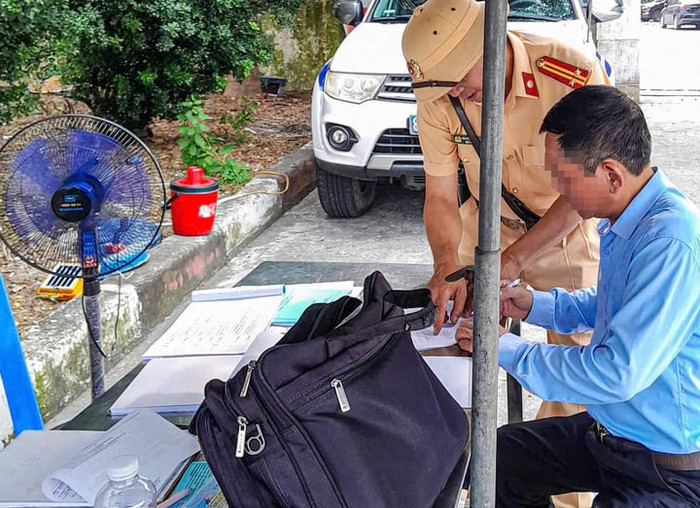 Đối tượng bị phạt bởi cơ quan chức năng.