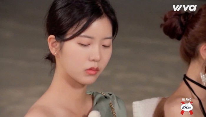 Hooyeon ra về sau tập 14.