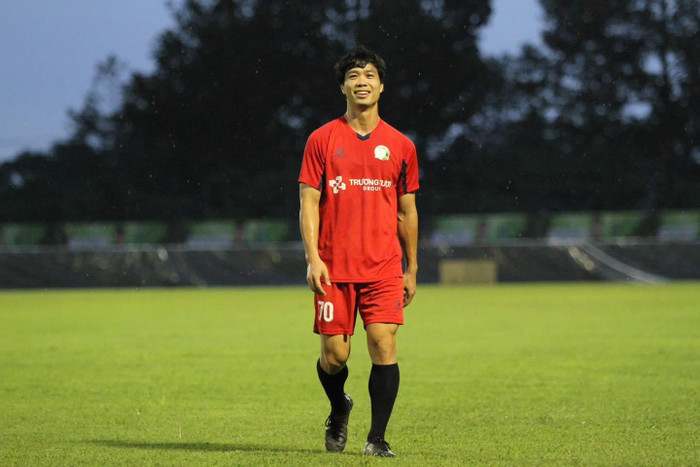 Màn so tài với đội trẻ TPHCM là cơ hội để Công Phượng toả sáng khi tái xuất ở giải quốc nội. Ảnh: Nguyễn Công Phượng