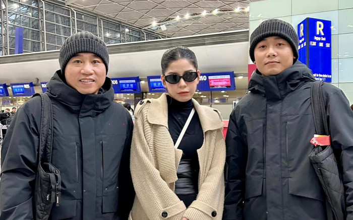 Hằng Du Mục và Quang Linh Vlogs đụng độ Tôn Bằng ở Tân Cương? Ảnh 2