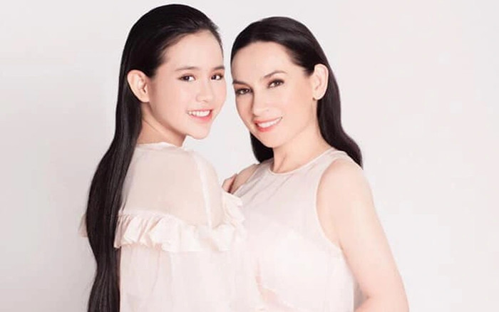 Quỳnh Trang cảm ơn mẹ nuôi Phi Nhung Ảnh 2