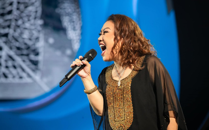 Siu Black được khen ngày càng trẻ sau 1 năm tái hôn Ảnh 2