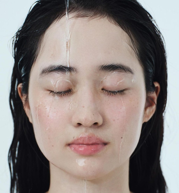 Aqua peel vừa mang tác dụng làm sạch, tẩy tế bào chết vừa cấp ẩm, nuôi dưỡng làn da từ sâu bên trong.