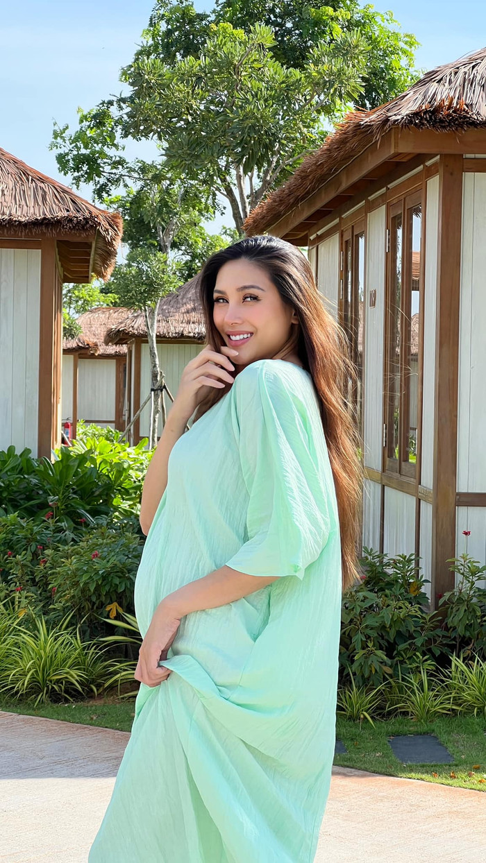 Nàng siêu mẫu luôn giữ năng lượng lạc quan trong mọi hoàn cảnh.