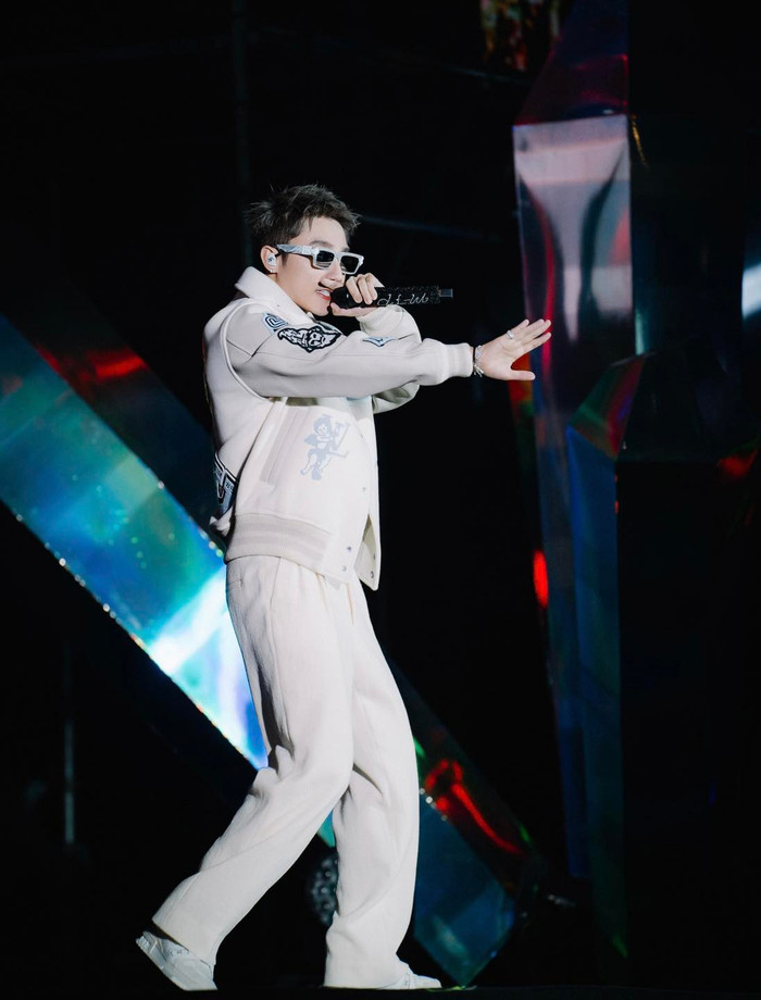 Lần hiếm hoi 'vạ miệng' của Sơn Tùng, phải lên tiếng xin lỗi Ảnh 2