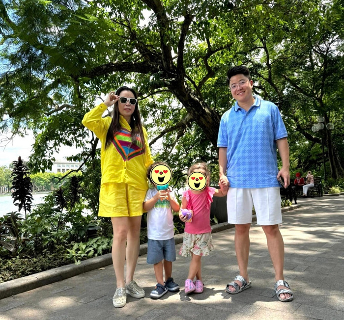 Tổ ấm hạnh phúc của Tú Lơ Khơ và vợ.