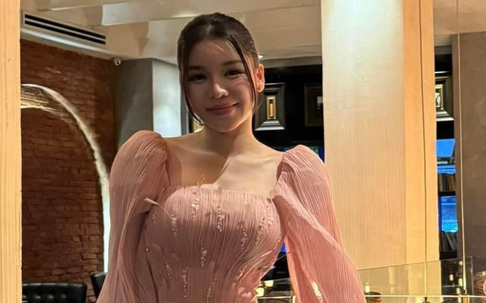 Đặng Văn Lâm tặng Yến Xuân món quà mà các cô gái đang mơ ước Ảnh 2