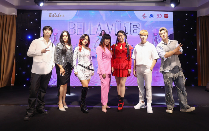 Nhạc sĩ Lưu Thiên Hương dành 8 ca khúc mới cho học trò cưng Ảnh 2