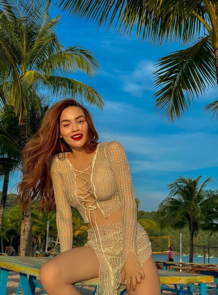 Hồ Ngọc Hà vẫn giữ được vóc dáng hoàn hảo dù đã sinh 3 con.