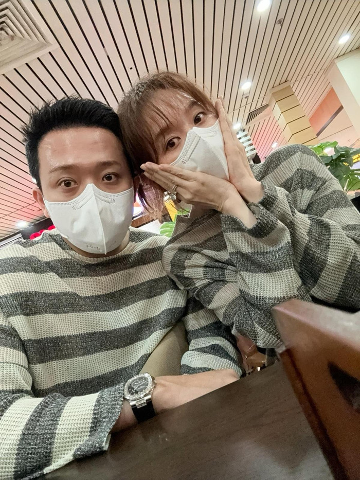 Trấn Thành - Hari Won đối đáp hài hước trước ngày 20/10.