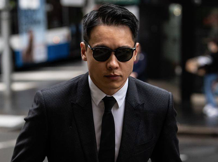 Nam diễn viên Cao Vân Tường vướng bê bối cưỡng dâm tập thể tại Úc. Hình ảnh và sự nghiệp của nam diễn viên bị ảnh hưởng nghiêm trọng sau ồn ào đời tư. 