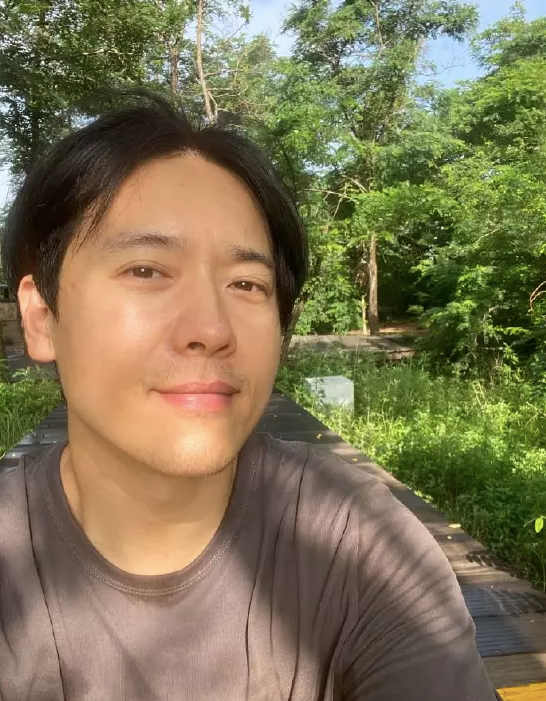 Diện mạo của Cao Vân Tường khiến dân tình không khỏi ngỡ ngàng. Hiện tại, nam diễn viên có cuộc sống kín tiếng, bình yên bên cạnh vợ mới.