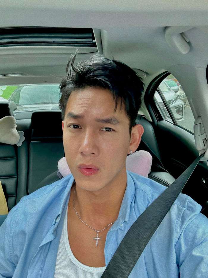 Song Luân có sự nghiệp thành công khi thử sức ở nhiều lĩnh vực diễn viên, ca sĩ.