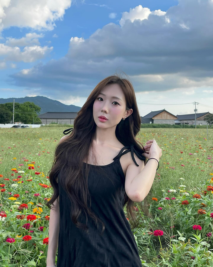 Yuna Vũ thừa nhận gu bạn trai của cô là kiểu người mạnh mẽ, biết chiều chuộng bạn gái.