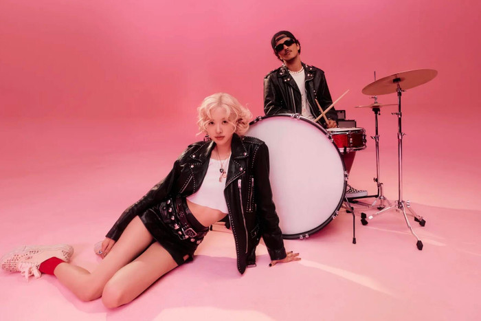 Rosé kiệt sức khi thu âm bài hát mới Ảnh 2