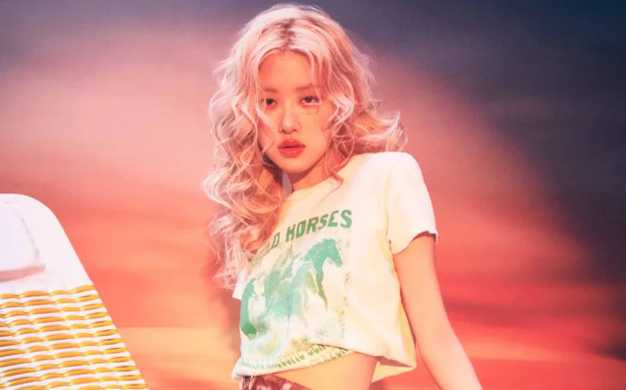 Rosé kiệt sức khi thu âm bài hát mới Ảnh 2