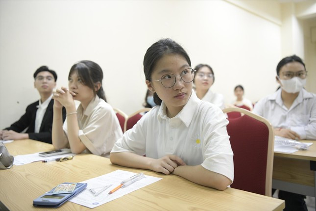 Năm 2024, toàn quốc có hàng chục kì thi riêng do các trường ĐH tổ chức để tuyển sinh. Ảnh: Như Ý