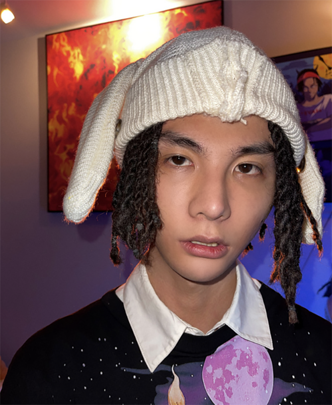 Nam ca sĩ kiêm rapper Hài Tử Vương vướng bê bối liên quan đến tiền từ thiện năm 2021.