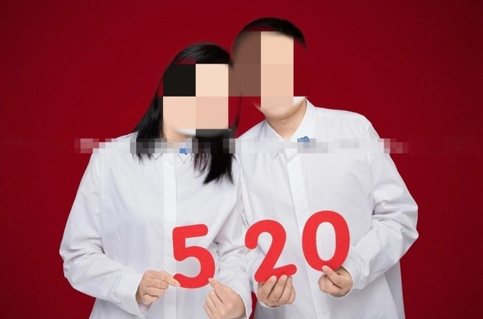 Nữ người mẫu có chồng con vẫn thành công lừa được tình và tiền của 18 người đàn ông.