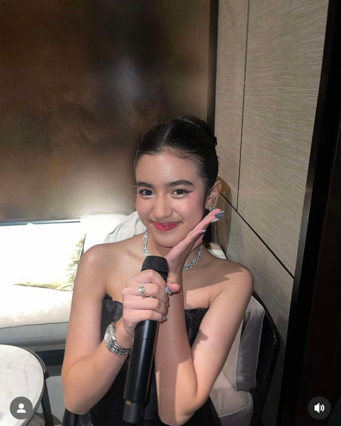 Tiểu công chúa Campuchia: Thành viên hoàng gia hoạt động trong showbiz, nhan sắc và học vấn đỉnh cao Ảnh 2