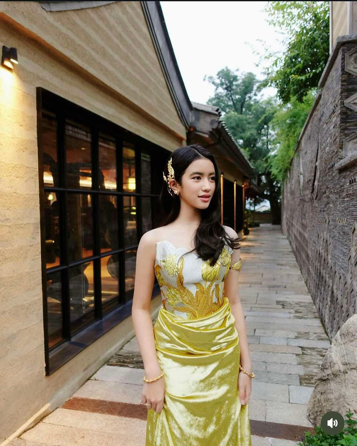 Tiểu công chúa Campuchia: Thành viên hoàng gia hoạt động trong showbiz, nhan sắc và học vấn đỉnh cao Ảnh 1