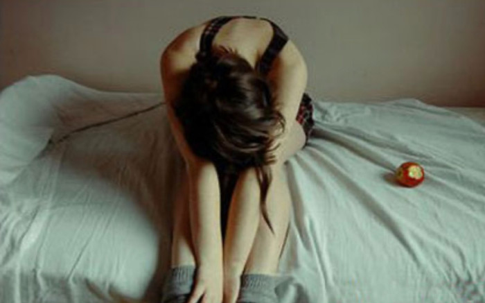 Cô gái 19 tuổi nhập viện tâm thần khi có nhiều biểu hiện lạ, không ngủ vẫn khoẻ Ảnh 2