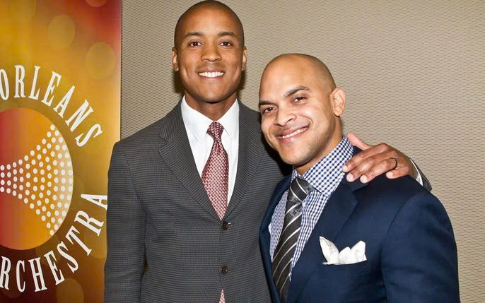 Ronald Markham đã cùng Irvin Mayfield chuyển hơn 1,3 triệu USD (khoảng 32 tỷ đồng) từ Quỹ Thư viện công cộng New Orleans vào quỹ khác mang tên Dàn nhạc Jazz New Orleans